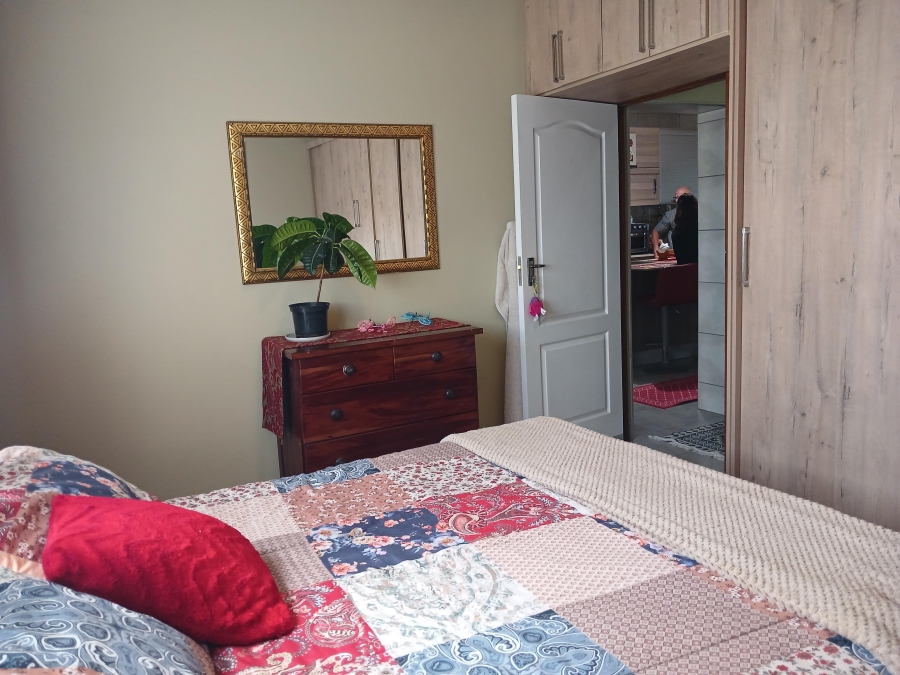 4 Bedroom Property for Sale in Dana Bay Western Cape